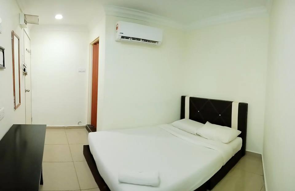 Cattleya Glory Hotel Johor Bahru Exterior photo